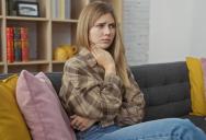 Her Dad Got Remarried Without Telling Her or Inviting Her—And Now She’s Left Wondering What That Says About Where She Stands in His Life