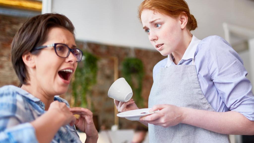 customer yelling at a waitress