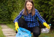 A Woman Cleaned Up the Litter in Her Neighbor’s Yard—Only to Get Yelled at and Ordered to Stop