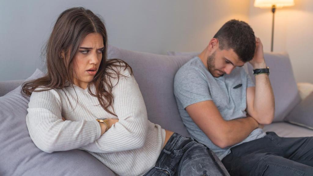 couple ignoring each other