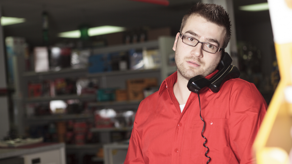 One Shopper Needed Far More Than Help At The Register, Leaving A Gift Shop Cashier Feeling Like An Unpaid Local Tour Guide confused store employee with phone to ear