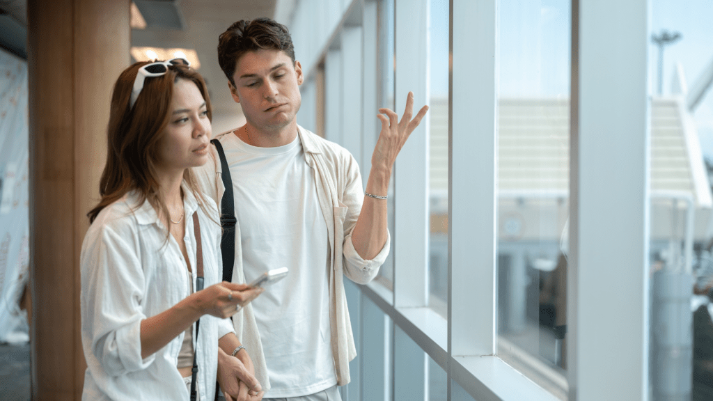 girlfriend with phone boyfriend unsure