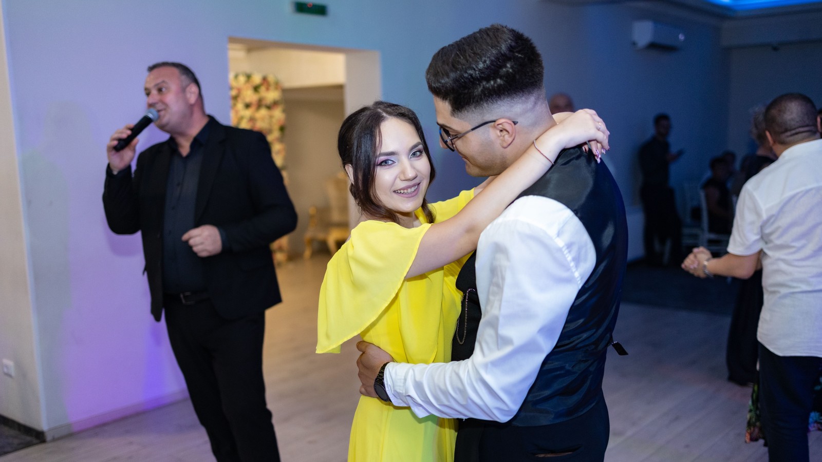 They Chose a Discount DJ to Save Money—Then His Poor Service Put Their Celebration at Risk pexels foto art events 332286070 29002712 They Chose a Discount DJ to Save Money—Then His Poor Service Put Their Celebration at Risk