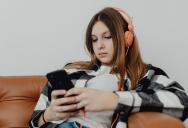She Questioned Why Her Family Should Have Her Phone Passcode—Now They Think She’s Hiding Something.