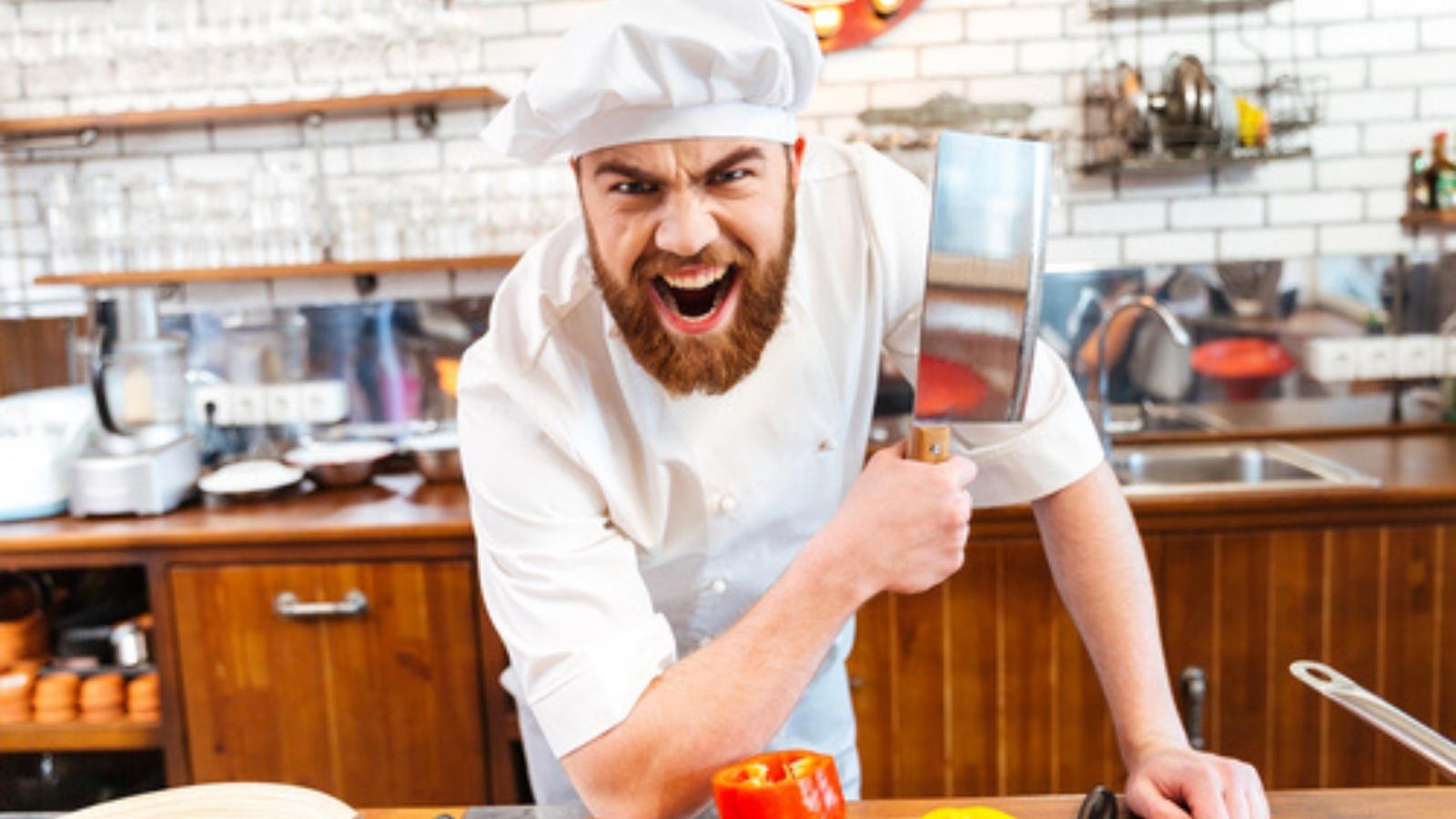 Her First Job Seemed Great, Until She Realized Her Chef And Manager Yell At Her Every Time It Gets Busy Angry chef
