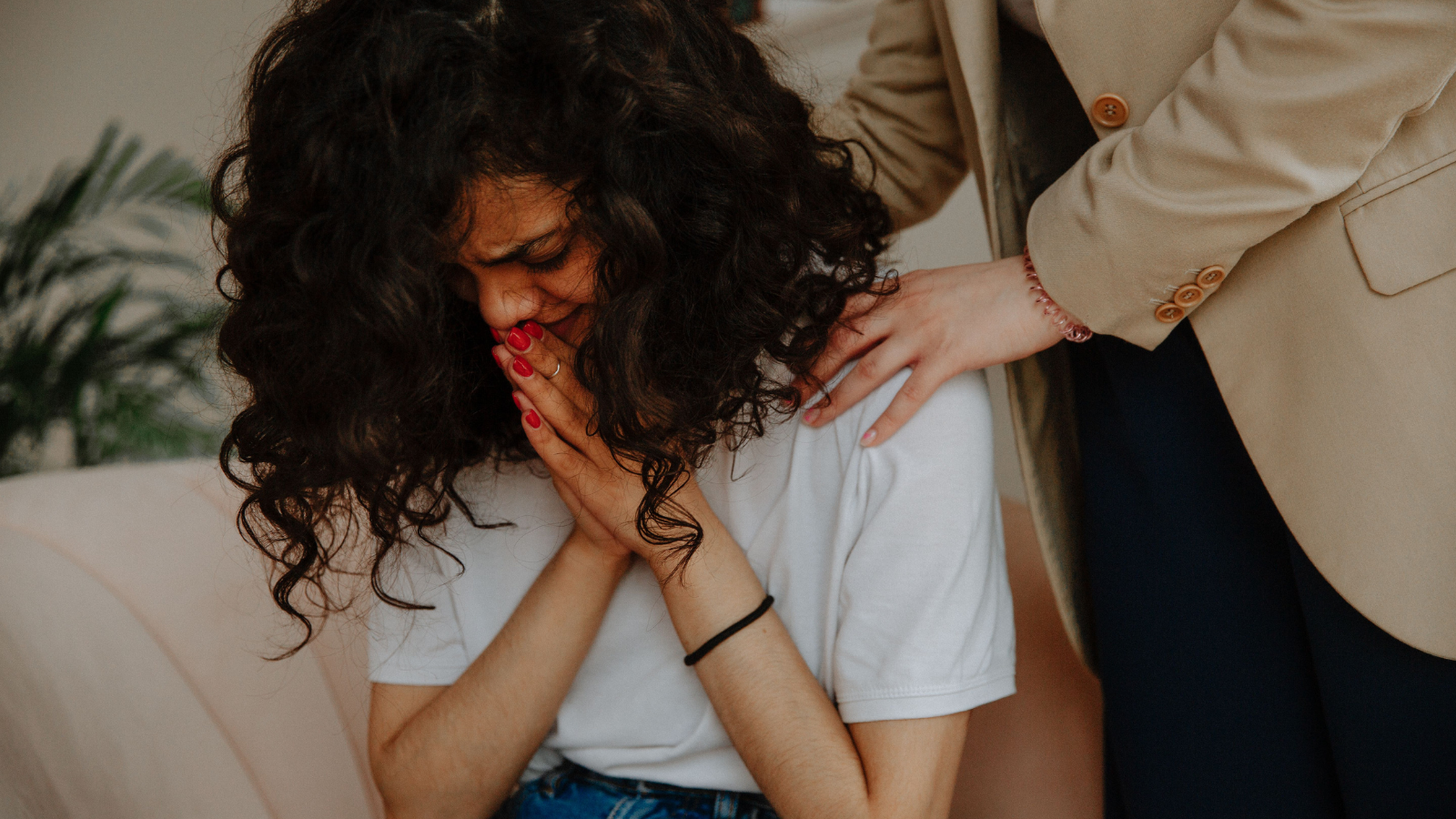 She Lent a Friend Something Precious From Her Late Boyfriend. It Came Back Damaged — And So Did Their Friendship A crying woman
