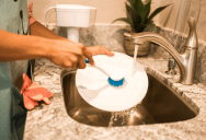 19-Year-Old Is Ready To Get A Job After High School, But Their Parents Make Them Wash Dishes At Home For “Experience”
