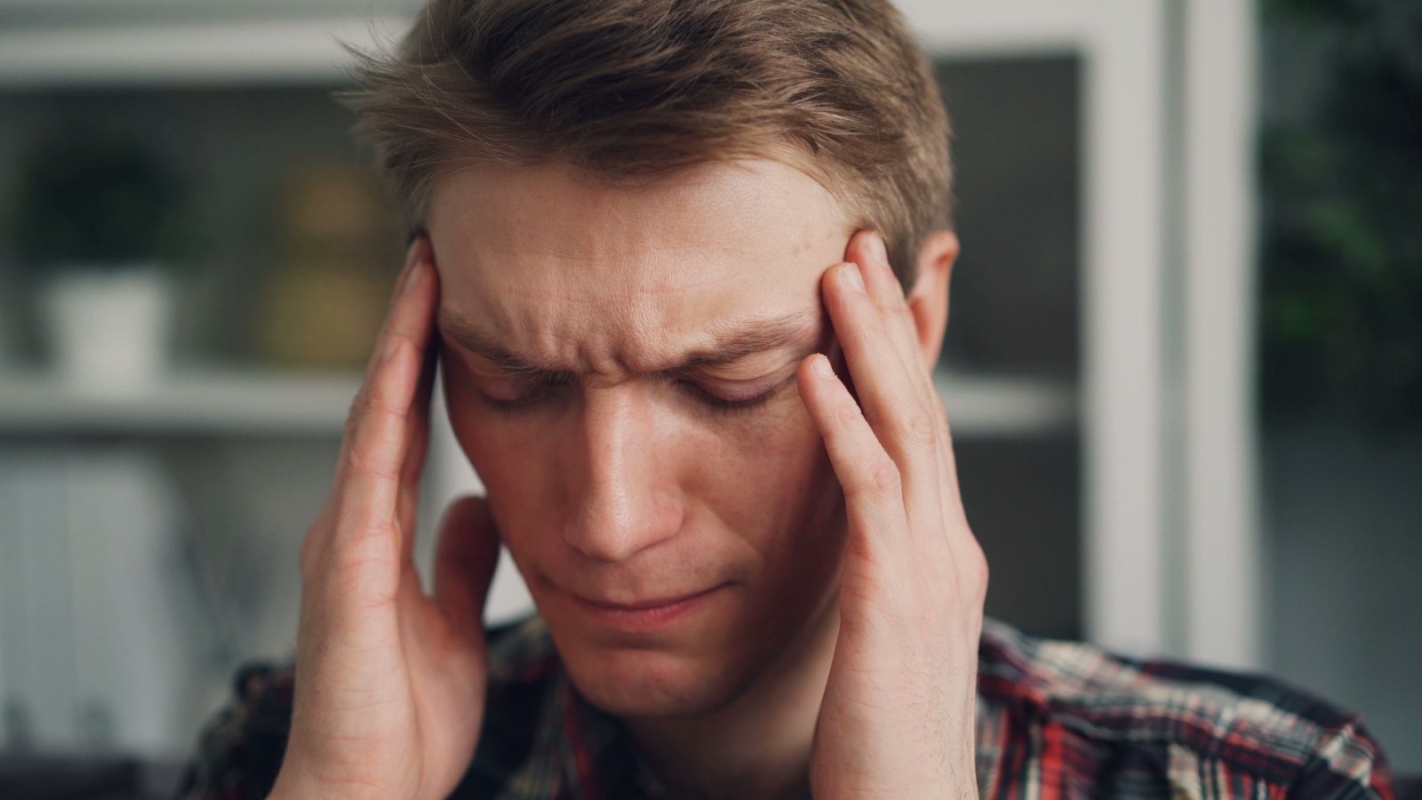 They’ve Only Been Roommates for Four Days—But His Roommate’s Selfish Behavior Is Putting His Health at Risk A man holding his head