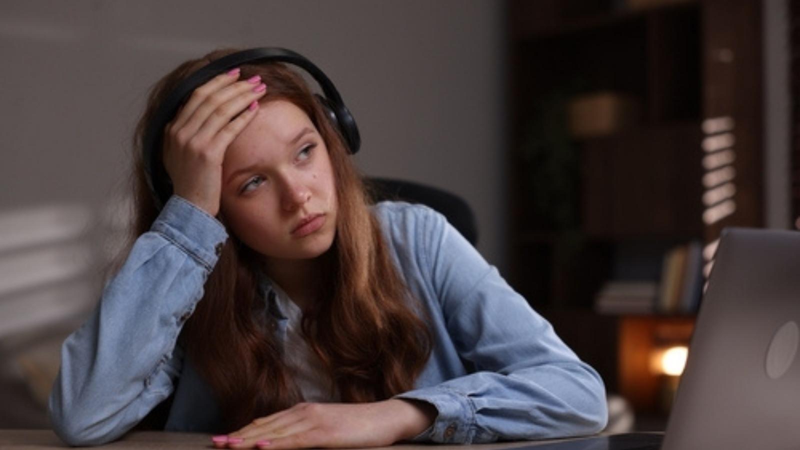 Her Daughters School Keeps Reaching Out About Overwhelm and Struggles — She Thinks Its Not Her Problem to Fix Exhausted teen girl