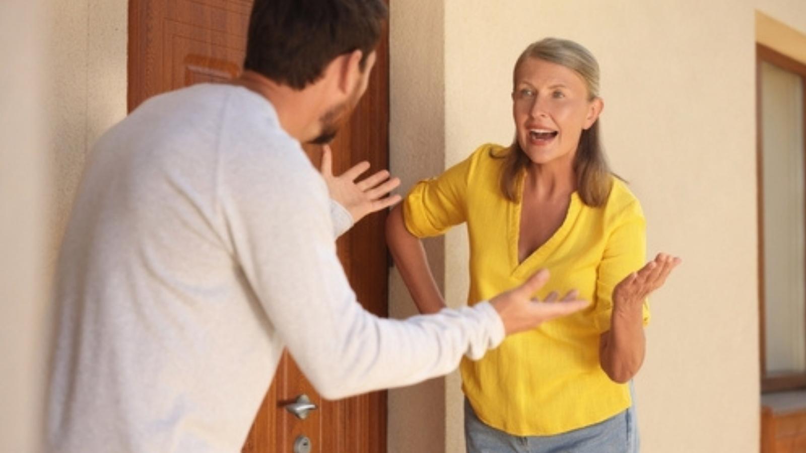 Her Neighbors Think Owning Their Apartment Means They Outrank Her as a Renter. Shes Stuck Figuring Out What to Do Neighbors fighting