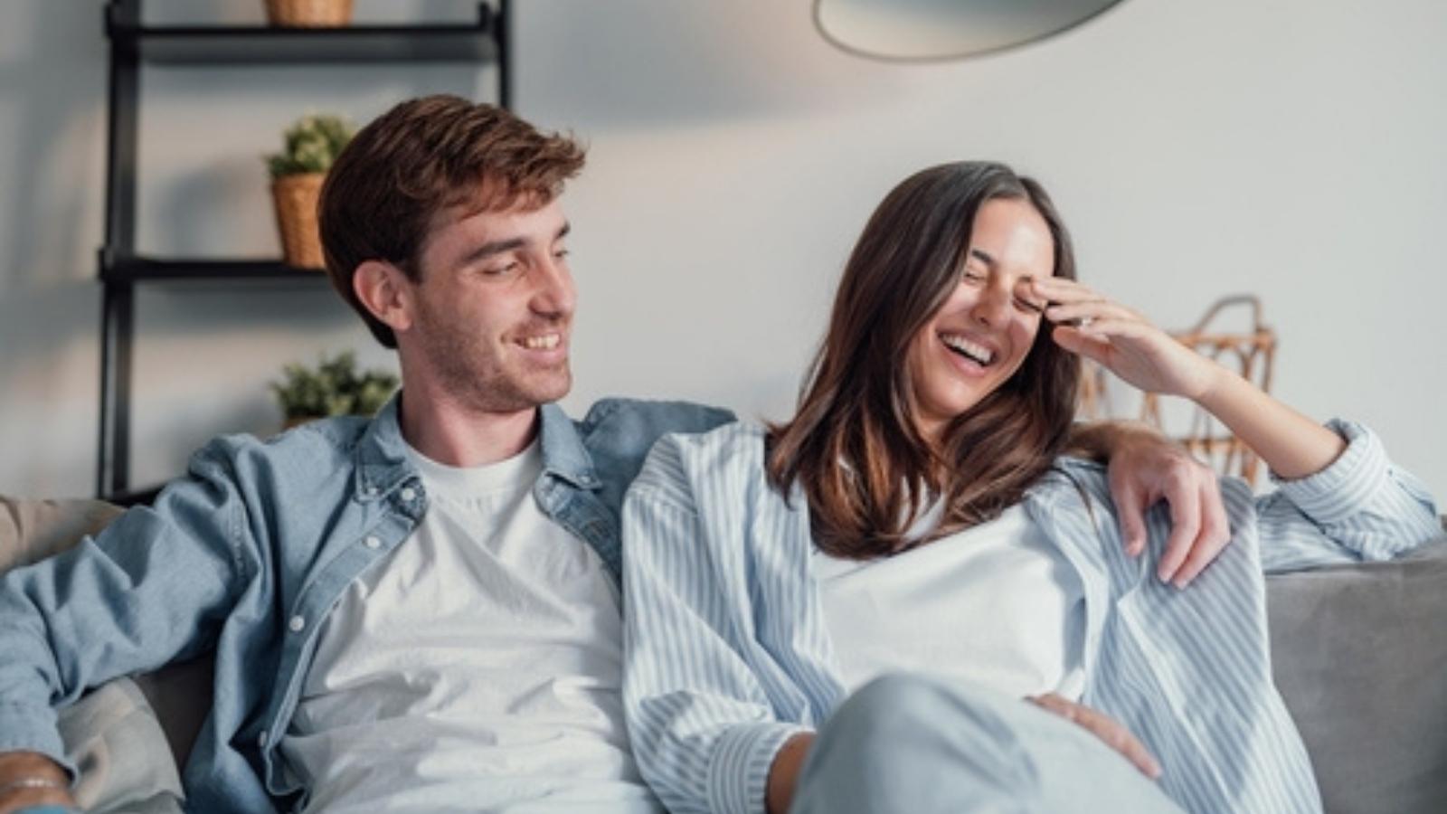 Their Neighbors Filed a Nighttime Noise Complaint Over Normal Household Activities—Then Discovered They Work Night Shifts and Live on a Daylight Schedule Couple talking loudly