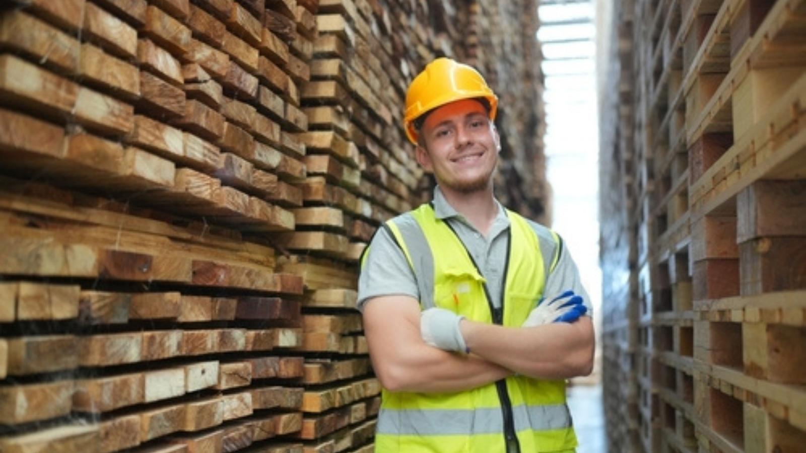 A Customer Wanted Lumber But Had No Idea What She Actually Needed — So His Manager Passed The Frustrating Job To Him Lumber worker