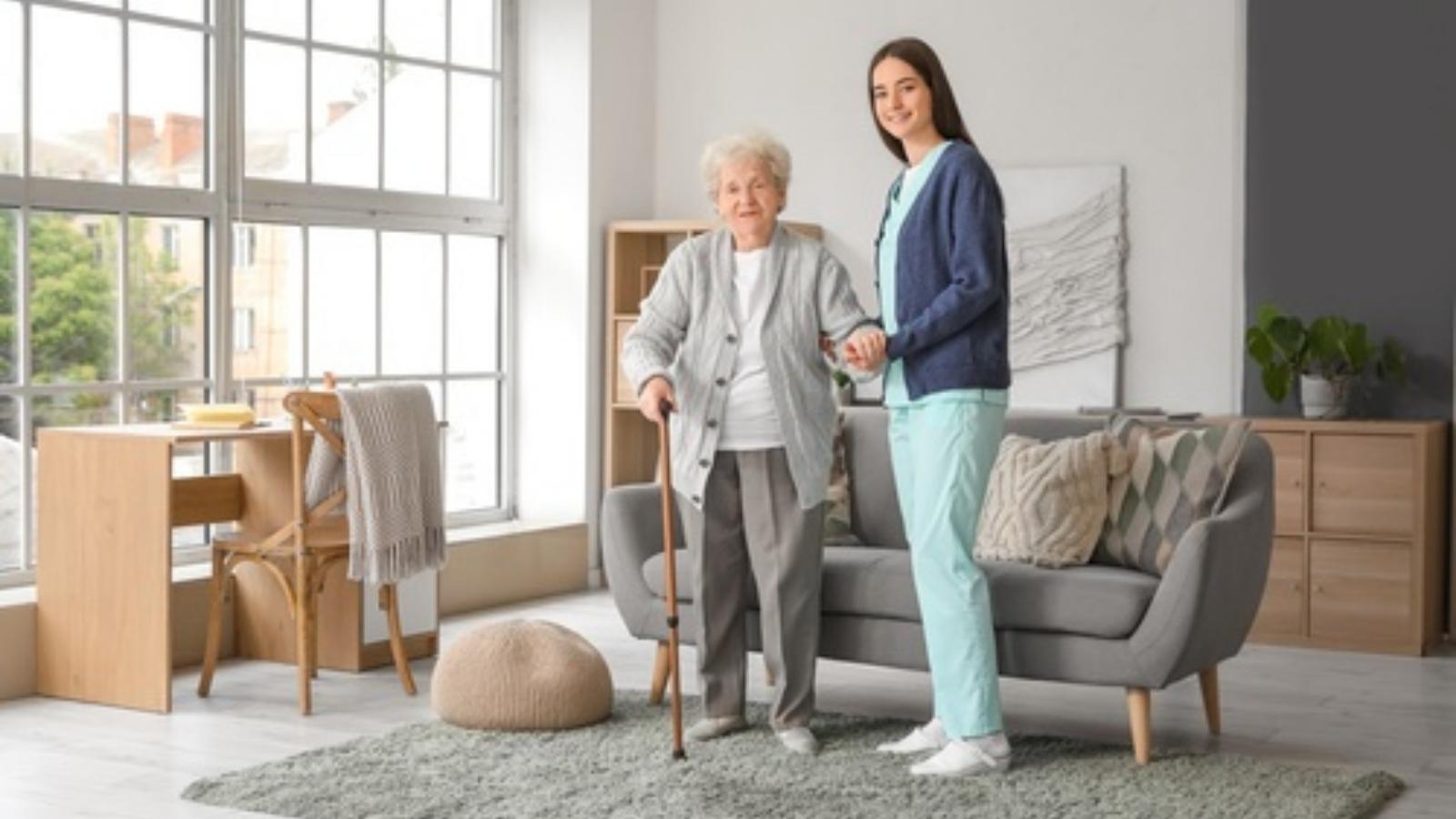 Womans Friendly Neighbor Is Always Around, But Her Constant Presence Is Starting To Feel Like A Privacy Problem Old lady with young lady