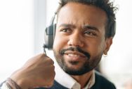 Customer Paid Nearly $2,000 For A One-Minute Fix, Only For The Technician To Call Tech Support Because He Couldn’t Do It