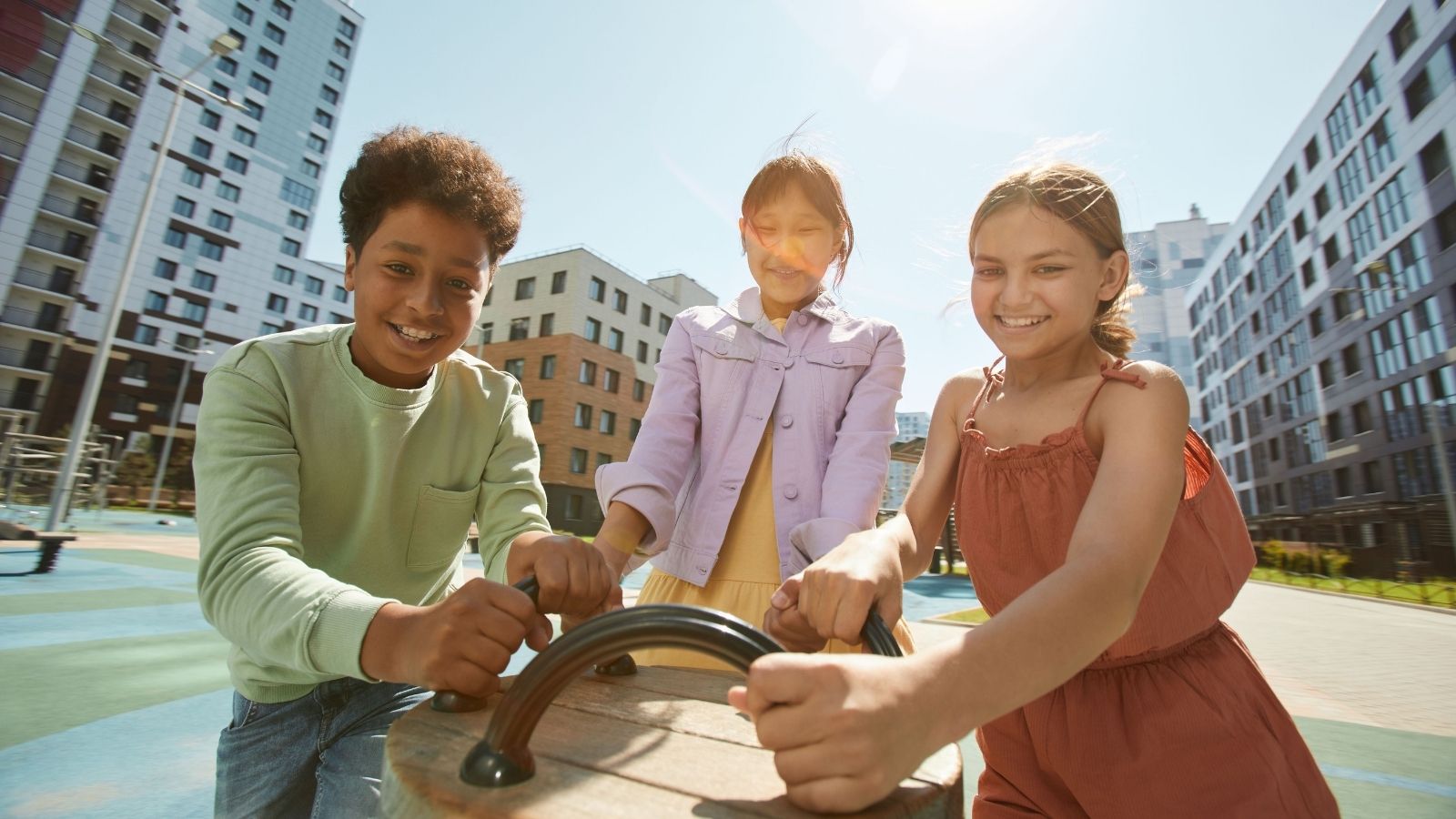 She Polite Noticed Parents Whose Kids Kept Destroying Neighborhood Landscaping—Then Used High Definition Video Logs to Deliver a $14,000 Property Damage Invoice Group of kids playing outside