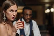 Woman’s Boyfriend Was Upset When She Asked Friends To Buy Her Birthday Drinks At Karaoke, And Now He’s Worried About Their Relationship
