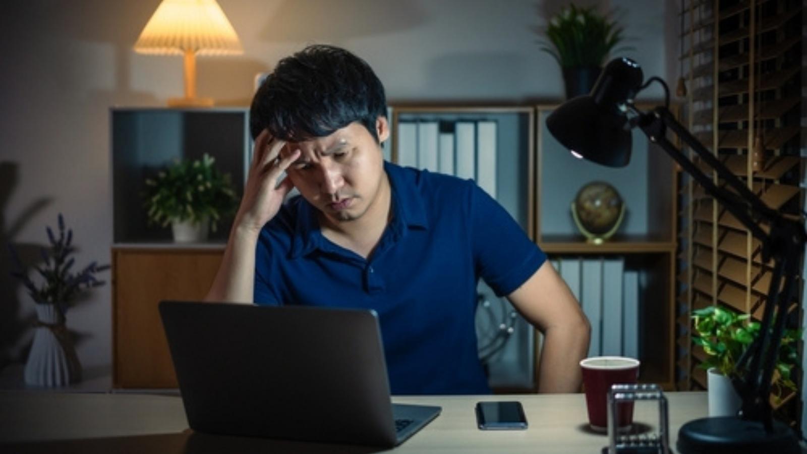 His Friends Run Their Own Business—Then He Asked What Data Backup System They Used and They Had No Idea Frustrated tech guy