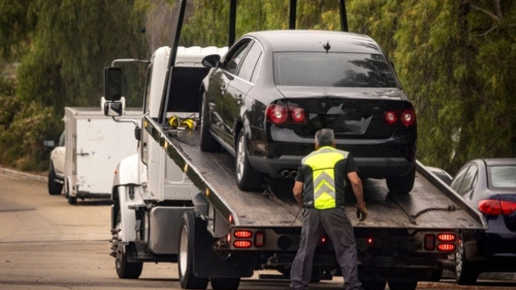 Car getting towed