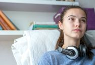 Her Dad Seems To Expect Her To Read His Mind — Now They Keep Arguing Over What Counts As “Common Sense”