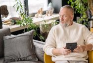 His Uncle Lived Rent-Free in His Mom’s Apartment for 20 Years—and Refused to Leave Until He Was Forced Out