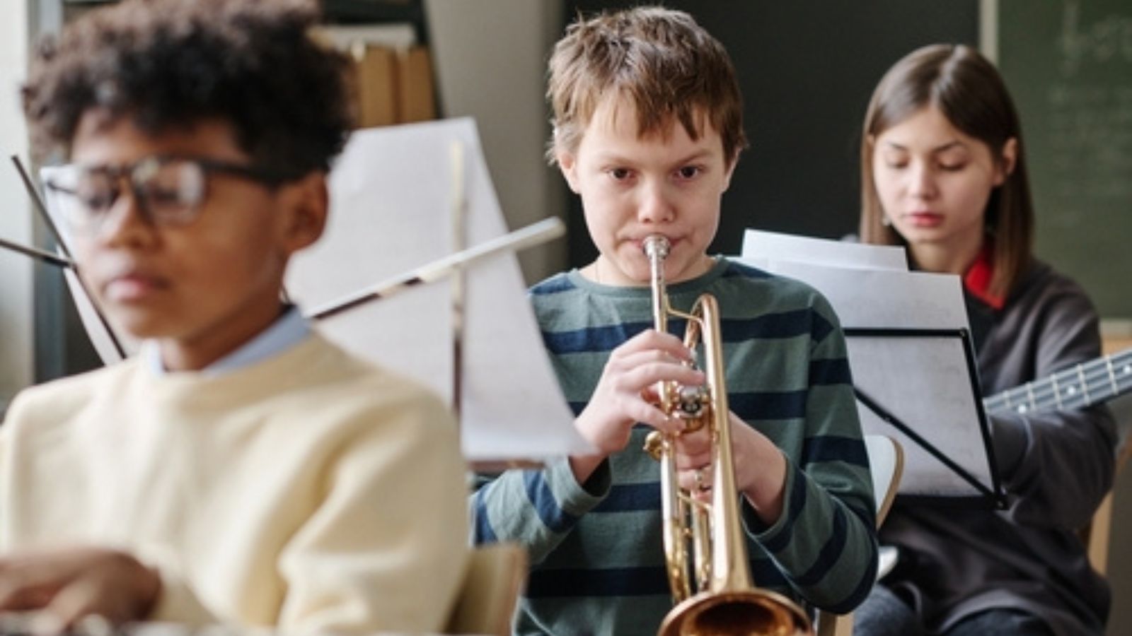 A Teacher Never Communicated the Concert Requirements — Now Her Son Has Been Excluded, and the Family Is Livid Kid at music class