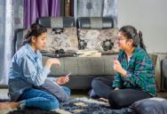 She Taught Her Little Cousin A Card Game, But Her Aunt Got Upset When She Pointed Out A Bad Strategy — Even Though She Was Just Trying To Help
