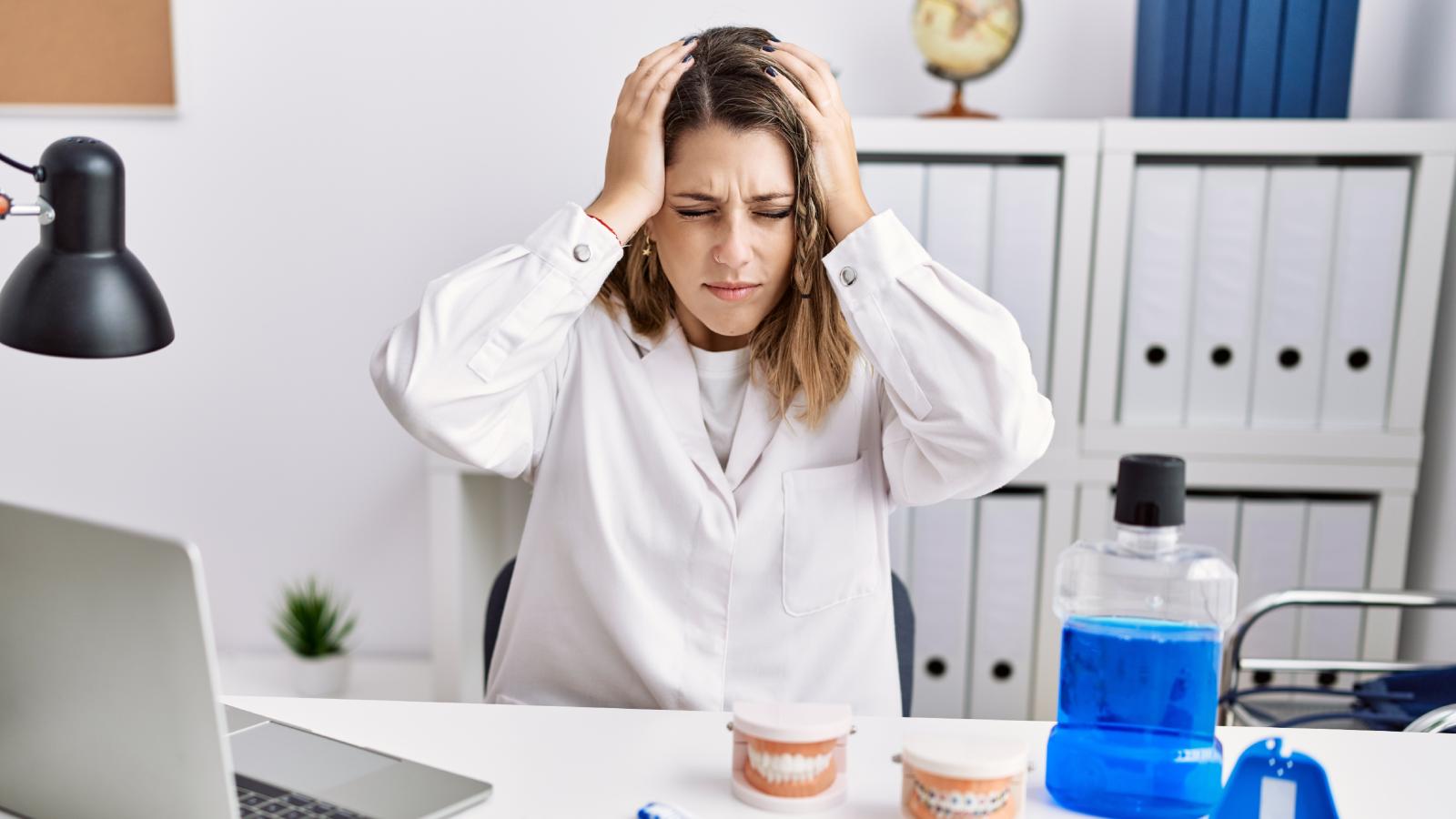 She Works In A Dental Office, But Shes Stuck Constantly Fixing Her Coworkers Mistakes woman working in an office
