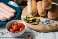 Mom Agreed To Accommodate A Kosher Guest At Her Child’s Potluck, But Changed The Hot Dog Order Without Telling Them