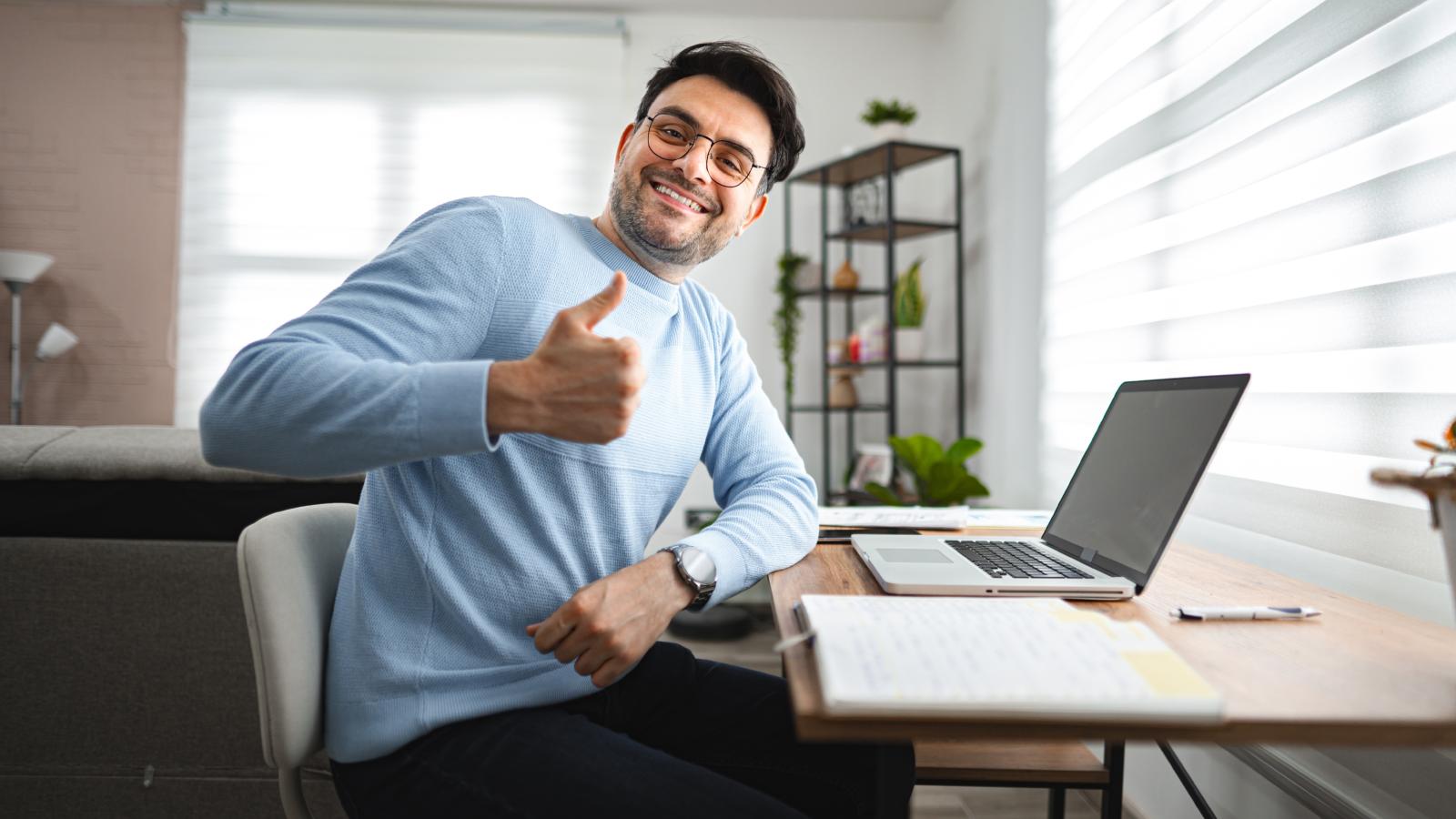 He Off the Clocked for Months to Show Initiative—Then Triggered a $14,000 Wage and Hour Audit When HR Discovered His Off Hours Activity man giving a thumbs up