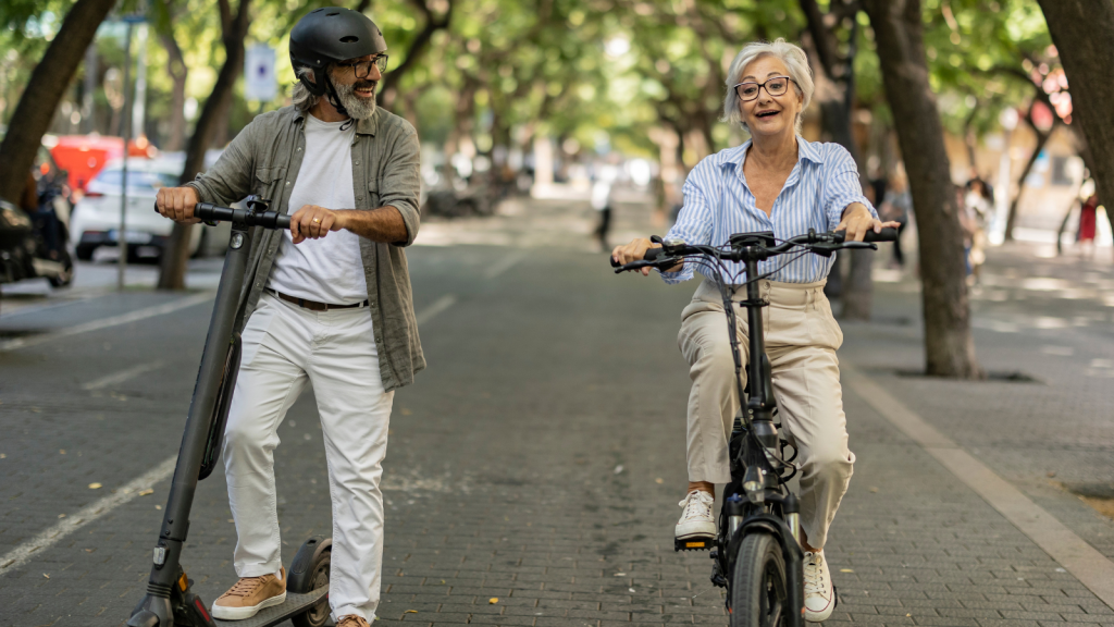 An Elderly Woman Rode Her New Scooter Nonstop, And The Employee Who Sold It Loved Seeing Her This Happy old woman electric scooter