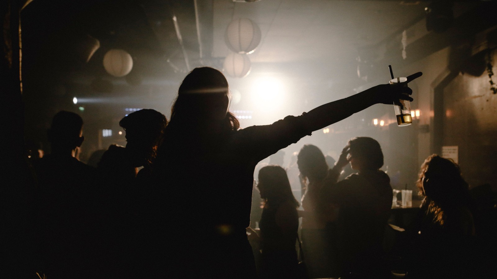 Their Friend Promised The Party Of A Lifetime, But They Ended Up Taking Matters Into Their Own Hands pexels maorattias 5191739 Their Friend Promised The Party Of A Lifetime, But They Ended Up Taking Matters Into Their Own Hands