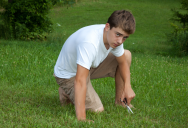 He Thought Cutting The Grass Would Be A Simple Kind Gesture, Yet The Reaction He Got Made Him Regret Offering To Help