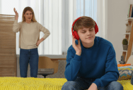 He Told His Stepmom “You’re Not My Real Mom, I Only Listen to Dad”—So His Dad Backed Her Up and Pulls the Plug