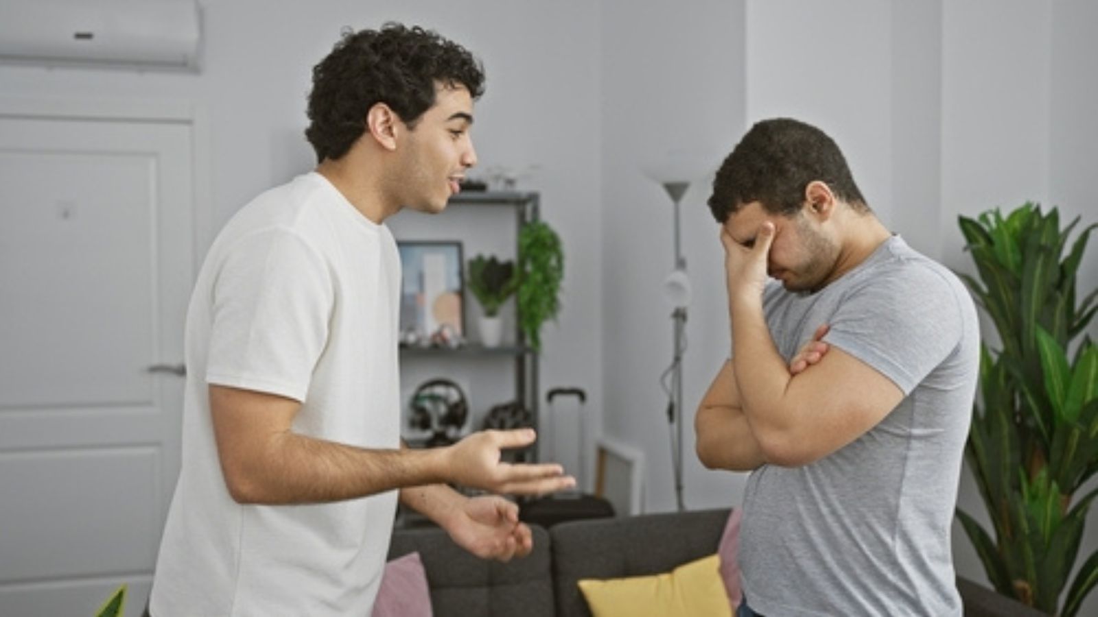He Was Asked for Honest Feedback on a Flawed Business Plan—Then His Friend Went Silent When He Didnt Validate It Upset men