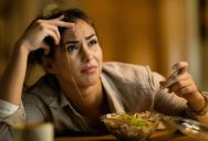 Her Friends Kept Bringing Their Boyfriends To Girls’ Nights, So She Finally Called Them Out For It