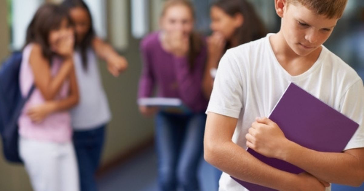 Bully Was Touring His Future School When He Made Cruel Comments, So Two Students Reported Him And He Lost Several Scholarships Upset student at school