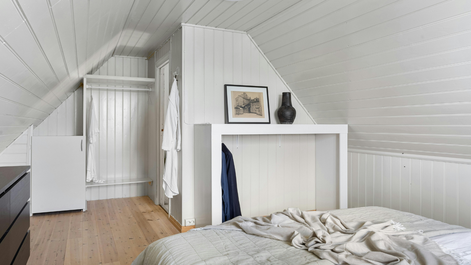 She Kept Her Door Locked for Months—Until Her Bedroom Was Handed Away Entirely A loft bedroom