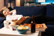 Man Suspects His Ex-Girlfriend Is Already Seeing Other People, But She Still Insists On Living In His Home