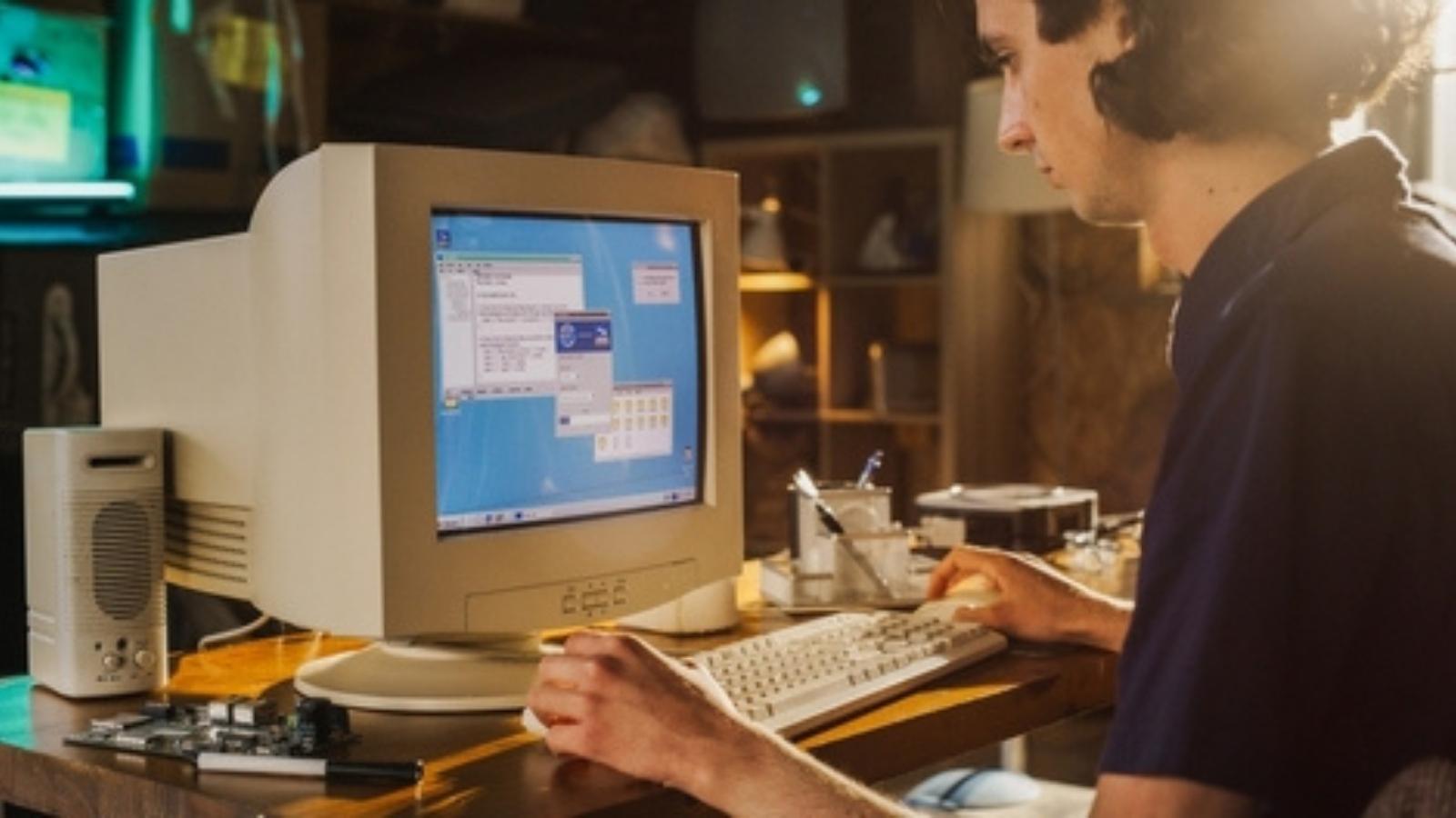 Early internet computer