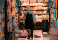 A Customer Lectured a Cashier for Ten Minutes About His “Right” to Shop Shirtless—While She Was Cleaning Up Broken Glass