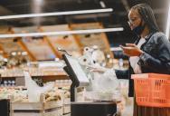 A Customer Started Scanning His Own Groceries at a Closed Lane—And Blamed the Cashier When He Realized It Wasn’t Self-Checkout