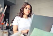 A Hiring Manager Asked Her For A Selfie After Her Interview To “Avoid Mixing Up Resumes,” But His Vague Online History Made Her Question His Real Motives