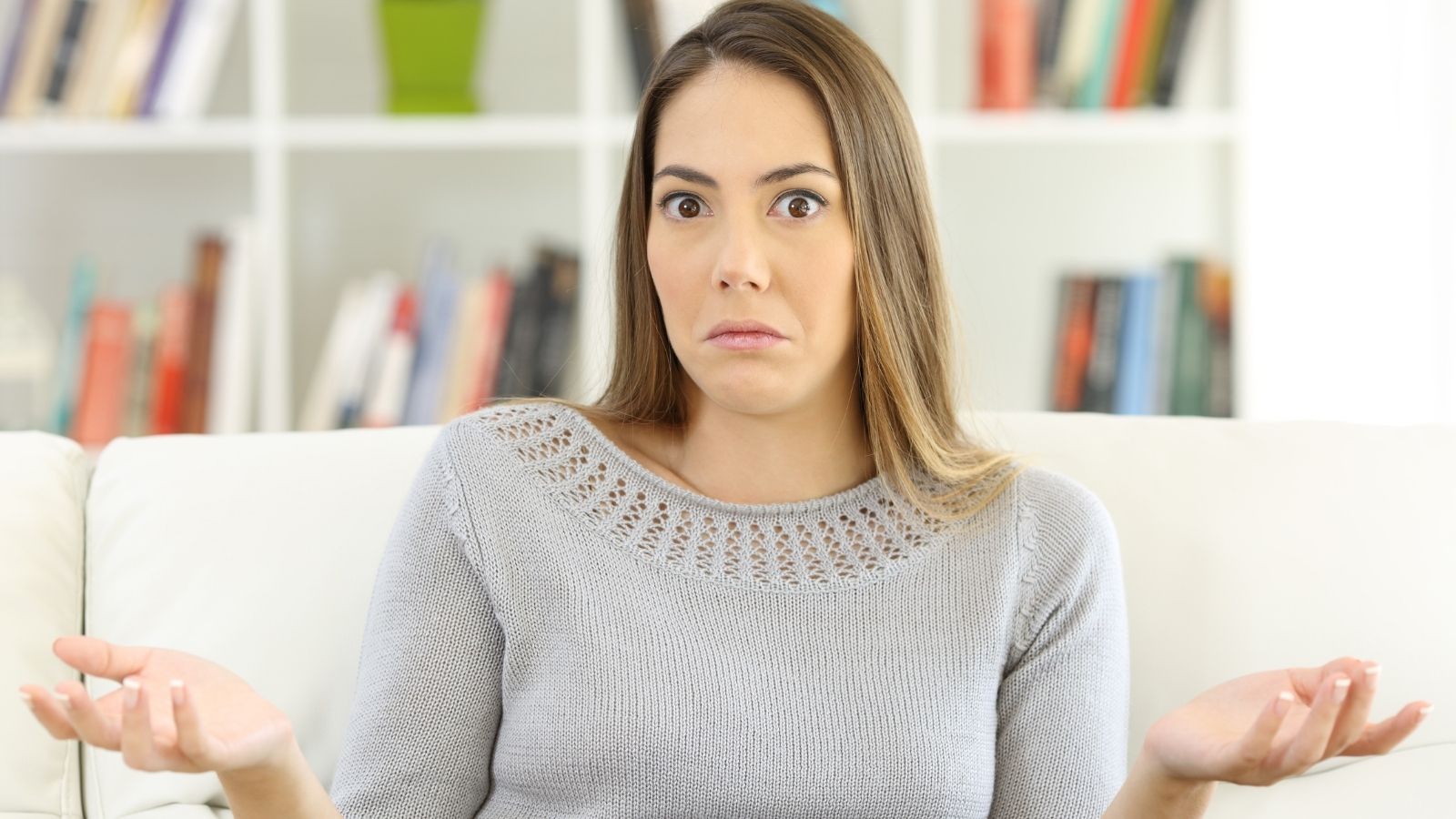 Her Boyfriend Thinks She Overstepped By Not Telling Her Neighbors Parents Before Helping Their Teen woman shrugging