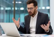 The IT Manager Upgraded Everyone To Wireless Laptops, But One Manager Called Them “Junk”