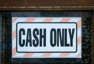 A Cash-Only Bar Had One Confused Customer Hoping Another Bartender Would Take Their Card