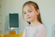 Mom Lets Her Shy Daughter Refuse Unwanted Hugs, But Relatives Accuse Her Of Raising A Rude Child With No Manners