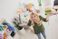 Woman Panics About Her Landlord Seeing Her Messy House, But Her Husband Doesn’t Think It’s A Big Deal