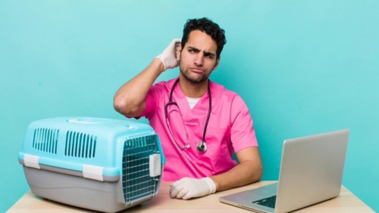 When An IT Guy Was Brought In To Work At A Veterinary Office, They Also Expected Him To Help Patients, Provide Animal Advice, Make Coffee, And More, But When He Wasnt Good At It, The Bosses Got Upset Confused vet
