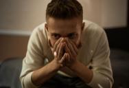 Student Learned His Roommate Invited Two Friends To Take Over The Living Room For Days, So He’s Torn About Speaking Up