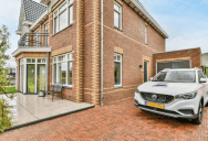 HOA Capped Driveway Parking at Two Cars—So He Parked 4 Vehicles on the Narrow Street